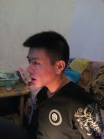 攸夜,21岁,171厘米,四川省,凉山婚姻状况:单身,学历:本科,职业:自由