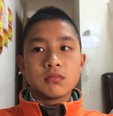 Qq27**470273我才*3,18岁,155厘米,广东省,广州市婚姻状况:单身,学历:初中,职业:学生
