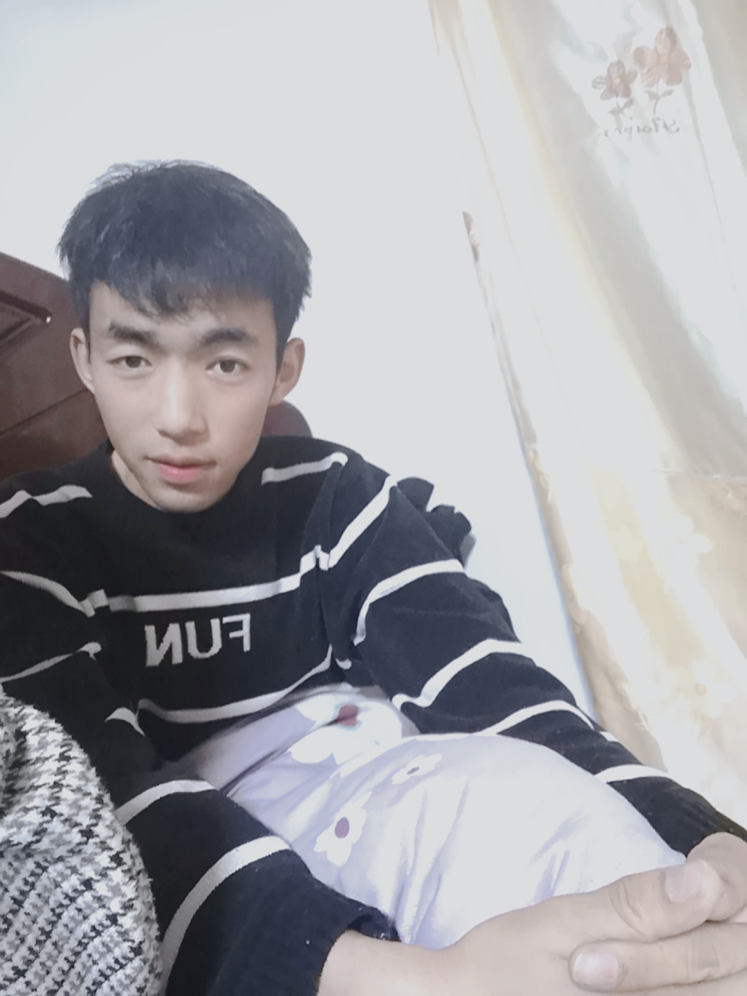 万能你录总,22岁,165厘米,青海省,海西婚姻状况:保密,学历:其他,职业:其他