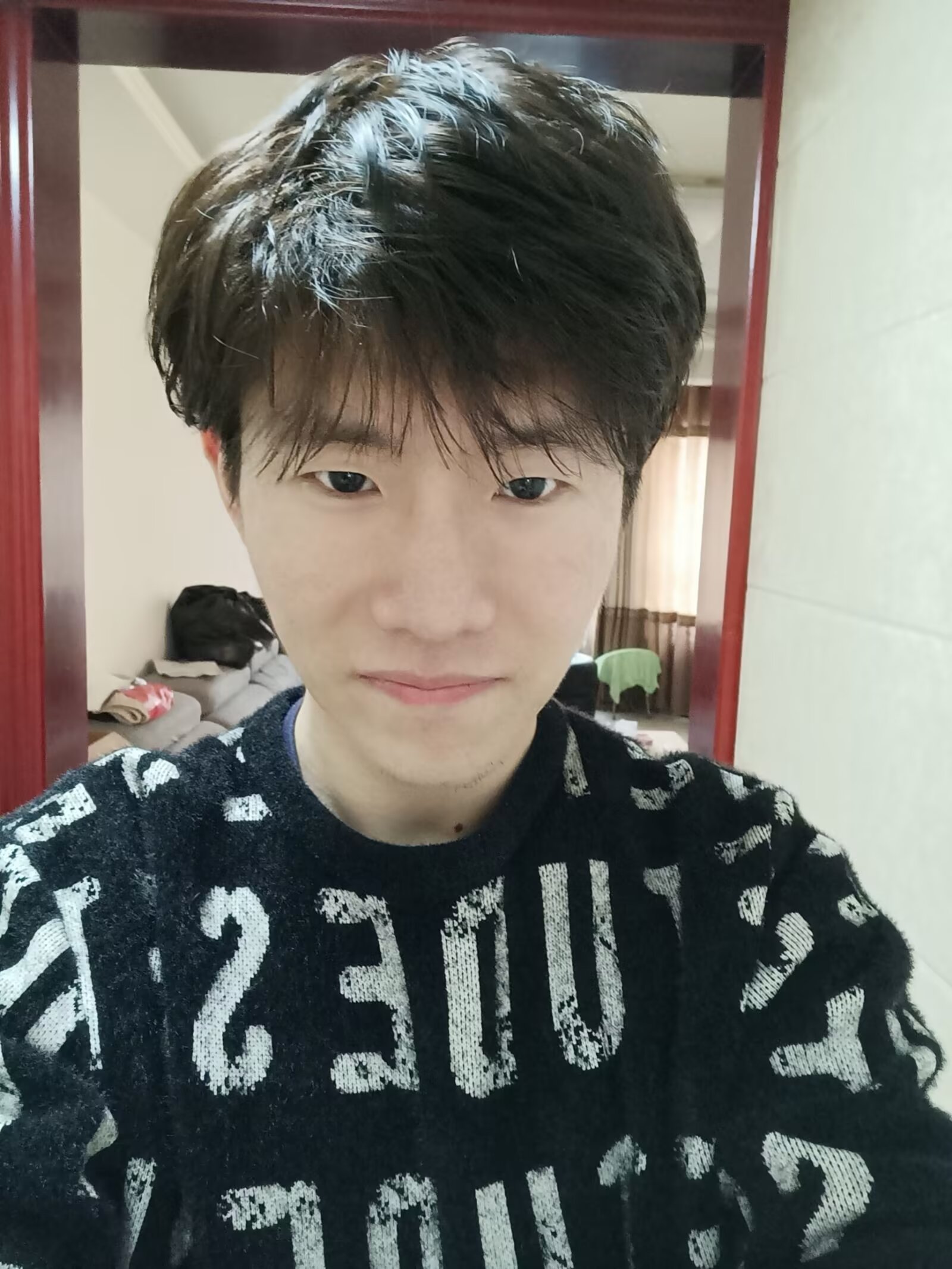 职业老六,27岁,166厘米,河南省,郑州市婚姻状况:单身,学历:大专,职业:其它